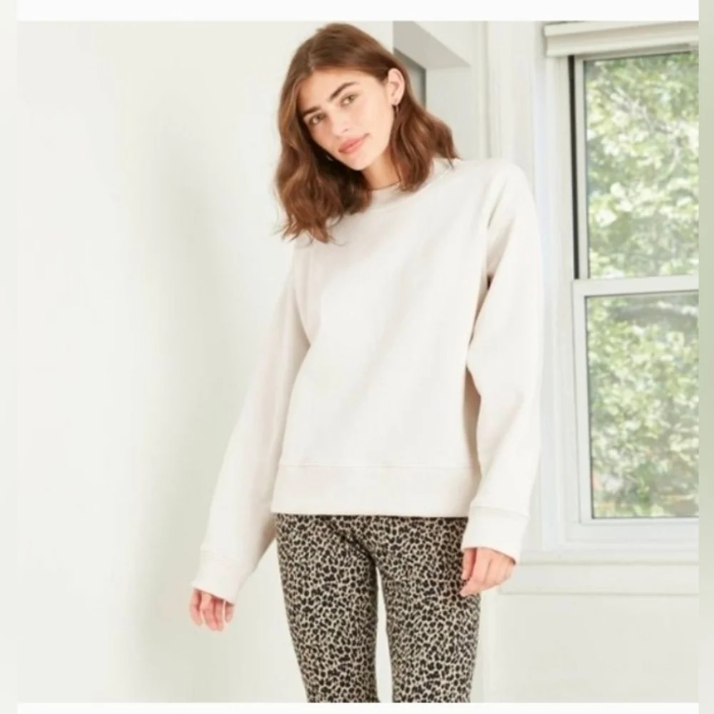 A New Day Women's Crewneck Pullover Sweater Super Soft cream